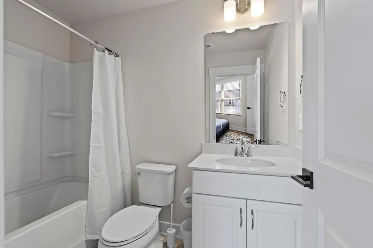 Luxurious King 3Br Townhouse Mins To Uptown Clt! Villa Charlotte Holiday home