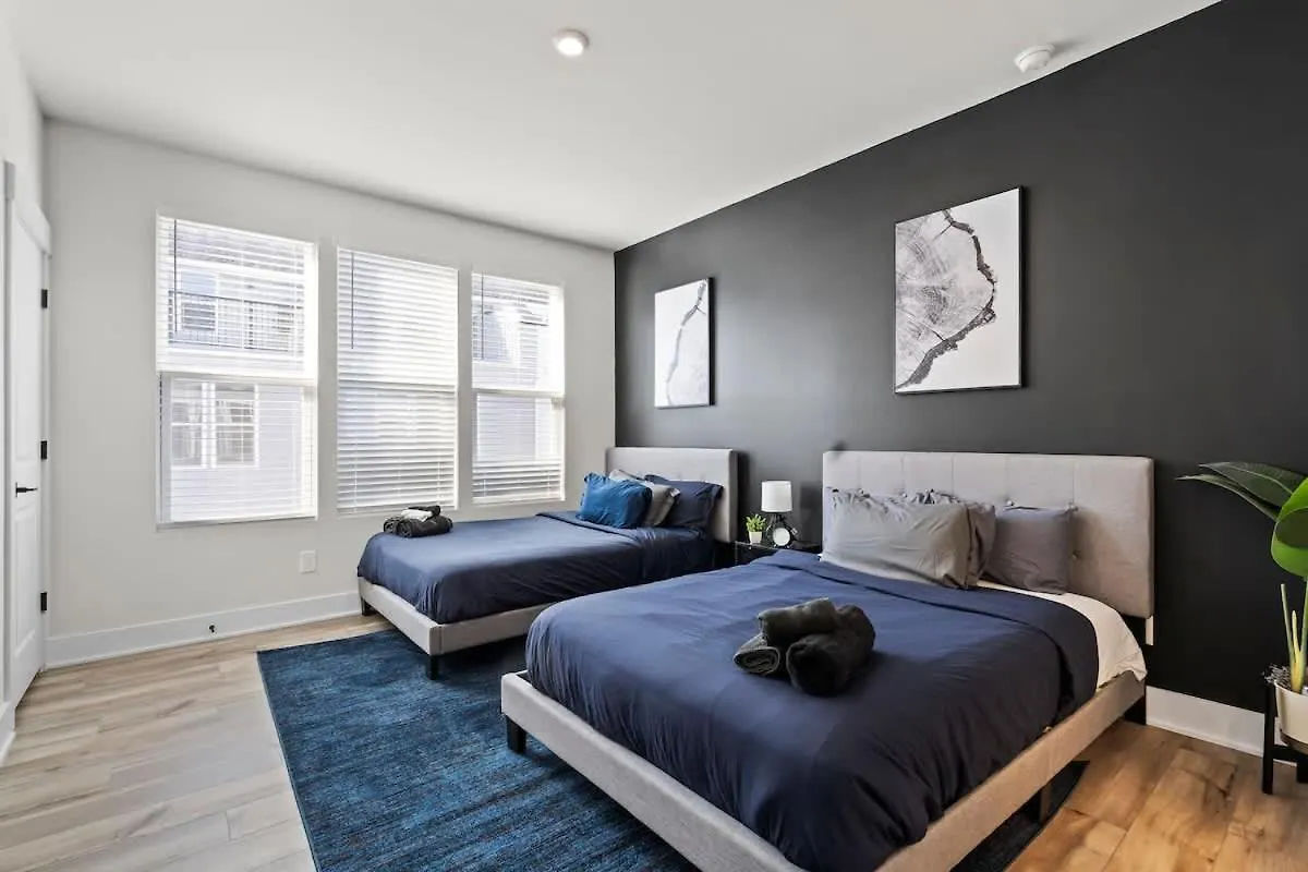 Holiday home Luxurious King 3Br Townhouse Mins To Uptown Clt! Villa Charlotte United States