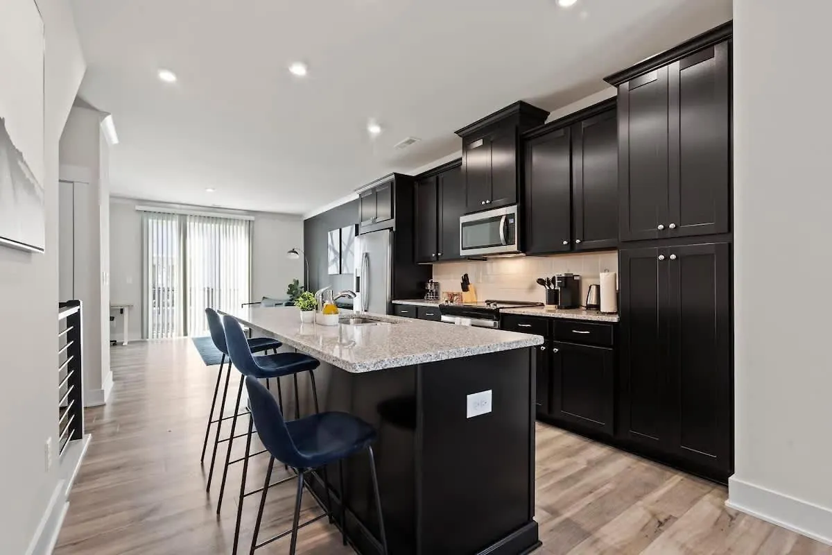 Luxurious King 3Br Townhouse Mins To Uptown Clt! Villa Charlotte Holiday home
